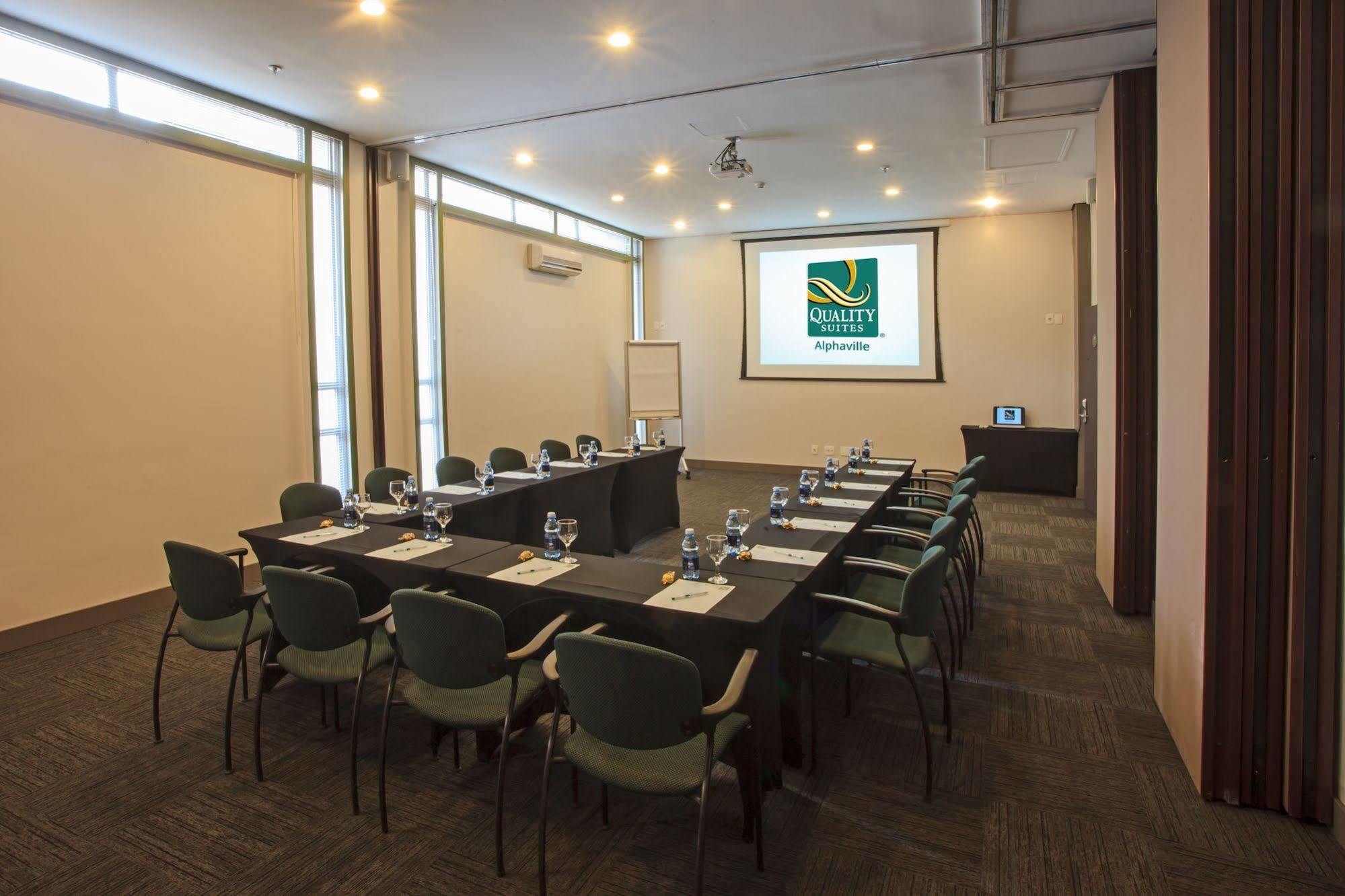 Quality Suites Alphaville Barueri Exterior foto